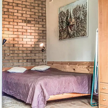 בית נופש 2 Bedroom Cozy In