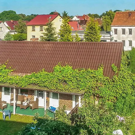 Ferienhaus 2 Bedroom Cozy In *