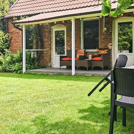 2 Bedroom Cozy In 노베 바르프노