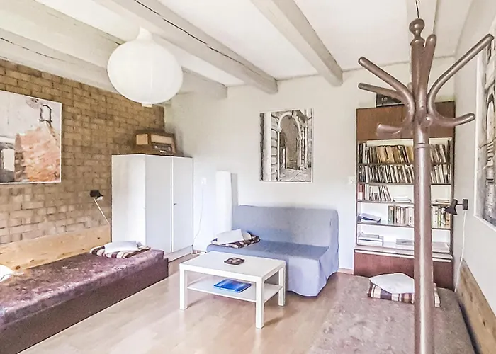 2 Bedroom Cozy In بيت للعطل نوفي فاربنو