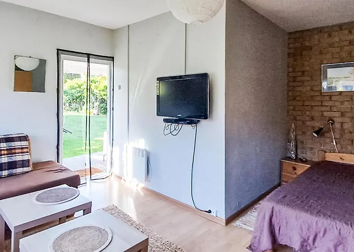 2 Bedroom Cozy In 別荘